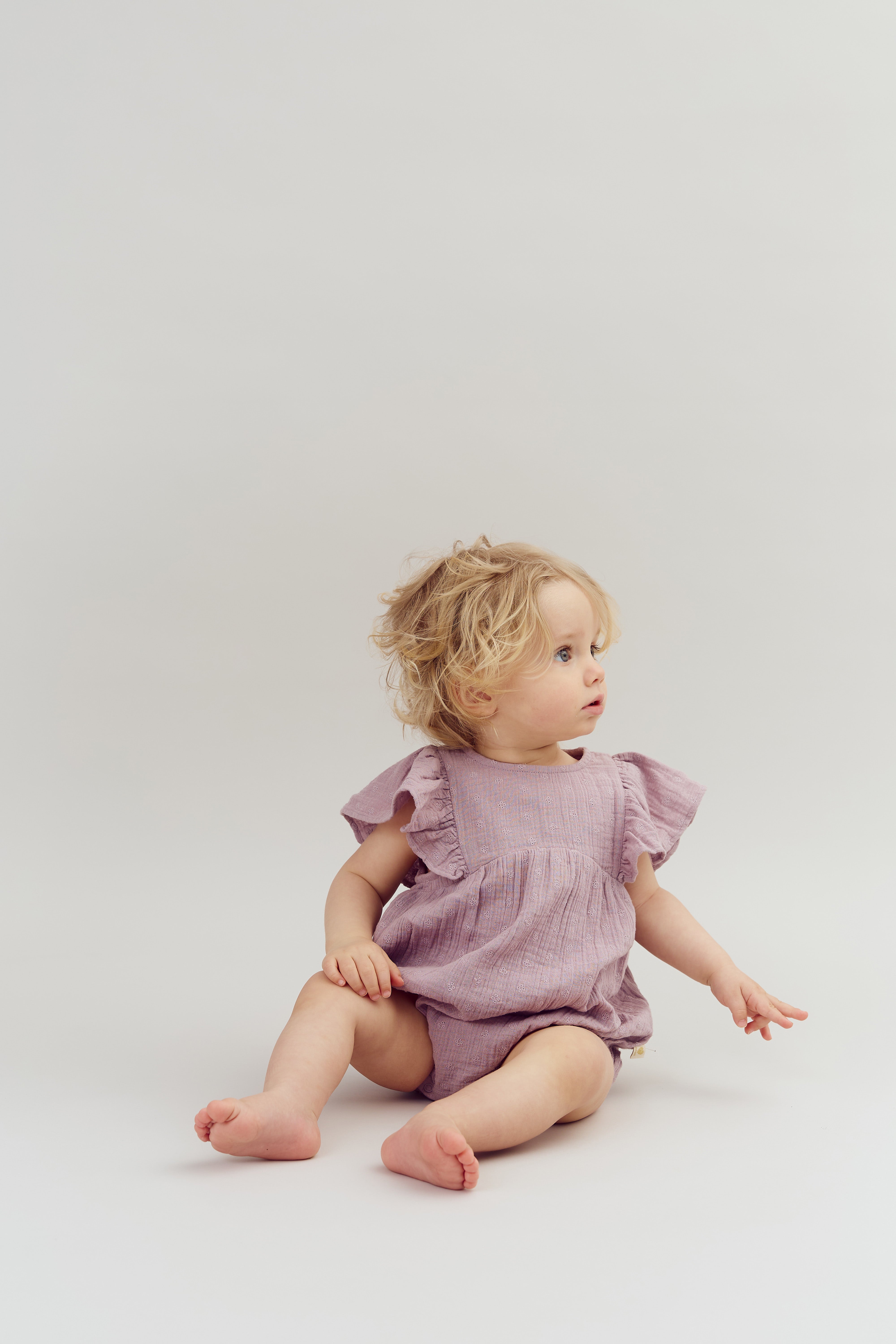 Muslin Butterfly-sleeve Romber with Embroidery - Purple | 100248 Ella