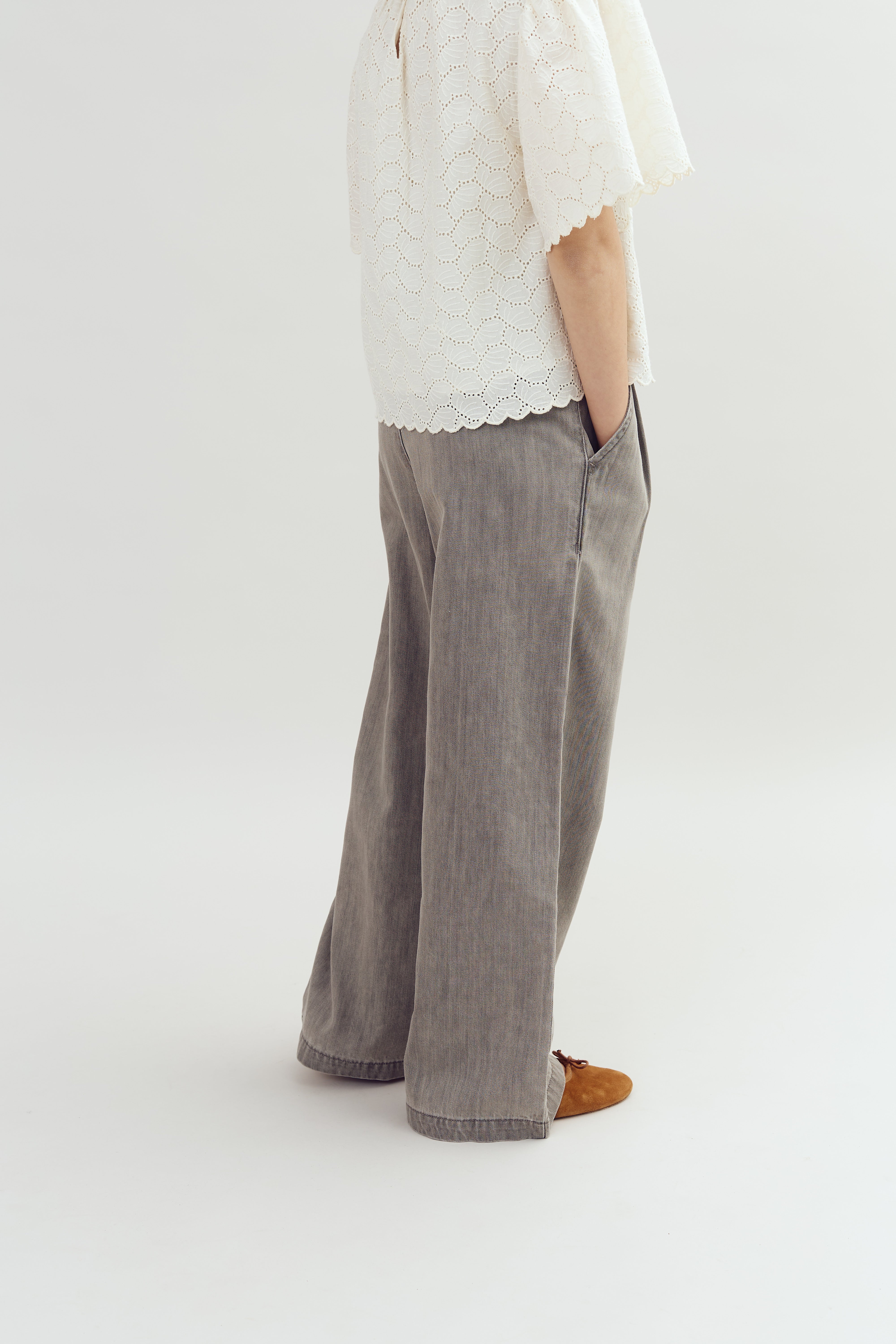 Wide-leg Soft Denim Trousers - Tween - Grey Denim | 100104 Lea